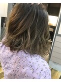 グラデーション グレージュ