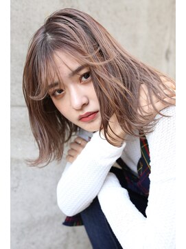 ラボ(Ravo) [Ravo] ラベンダーベージュのミディアムスタイル