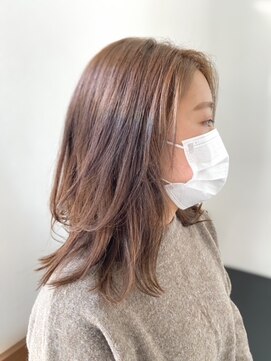 ノチ(Noci) 【志治幸佳】頭の形がきれいに見えるひし形ボブ　アッシュ