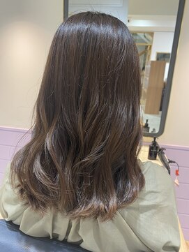 ネオリーブエクラ 上野御徒町店(Neolive eclat) 明るめフォギーベージュ