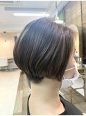 刈り上げショートボブ