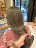 【柴田優香】透明感オリーブベージュブリーチなしダブルカラー