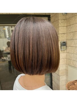 シュモレポルターレ(Shumore portare) 。。。ツヤボブ。。。