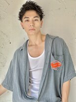 ロミーオム 本厚木(ROMMY. Homme)&nbsp;刈り上げツーブロックアップバングショートビジネスメンズヘア
