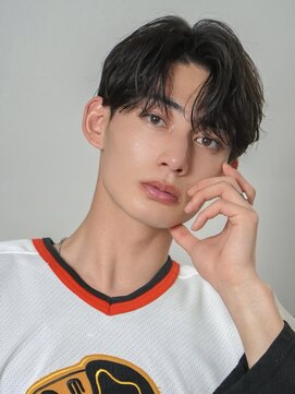 オーシャントーキョーオーバー 渋谷(OCEAN TOKYO OVER) 韓国マッシュセンターパートダウンパーマニュアンスパーマウルフ