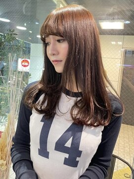 ヘアーアンドメイク ビス(HAIR&MAKE bis) ダークブラウン【西尾瑠華】