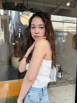 ヒュージ 表参道(huge) ロングヘア×オリーブカラー_髪質改善トリートメント_韓国ヘア