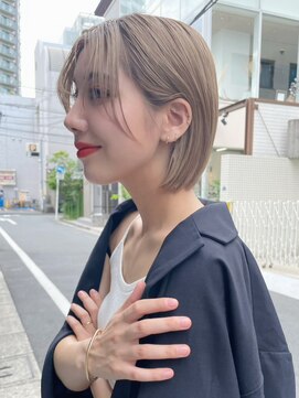 トルネード(TORNADO) 海外ヘア カーテンバング ベージュボブ フェイスレイヤー t728