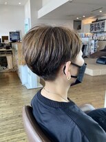 コワファースト 別府&nbsp;刈り上げショート×ハイライト