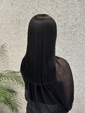 ベルフェミンミエル 【anri】艶縮毛矯正