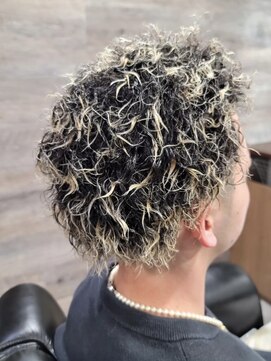 ロワジール 松戸店(Loisirs) ツイストスパイラル×ハイトーンカラー