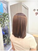 ピンクブラウン　ブラウンカラー　ミディアムスタイル