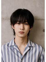 スズ(SUZU)&nbsp;【柔らかさ漂う中性的マッシュ】フェザーパーマ/スパイラル