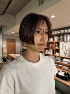 ノラ カマクラ(NORA kamakura) ミニボブリップラインボブショートボブくびれ前髪なしタイトボブ