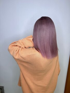 アイズ 渋沢(AIZU) 前頭ブリーチ ピンクカラー 派手髪 韓国風