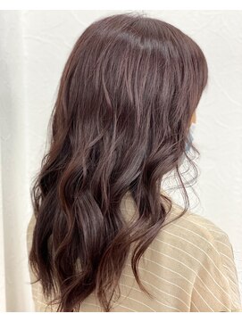 ピンクベージュカラー