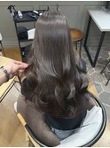 暗めでも透明感◎ダークグレージュ