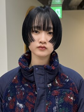 クル(k u r u) mode な short grayの中にほんのり blueでつやっぽく