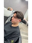 アップバングツーブロックダブルカラーブリーチメッシュ