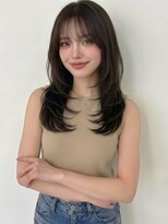 ユーフォリア 青山(Euphoria)&nbsp;サイドバングミディアムヘア透明感カラーミルクティーベージュ◎