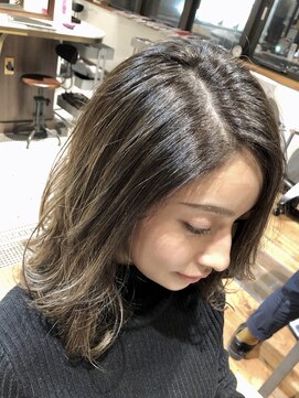 リバレッジ 広尾(Leverage) 外国人風グレージュグラデーション