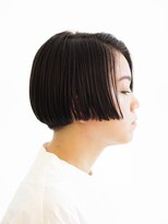 ニーイチイチ(211)&nbsp;似合わせカットイメチェン/ソフト刈り上げショートボブ