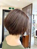 クオリス 上板橋店(QUALIS) 30代40代大人女子/大人ショート 丸みくびれひし形ショートボブ