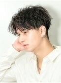 【外国人風】ツーブロックリバースセンターパート
