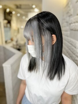 シェルティ フィエル(Shelltie Fiel) シルバー★フェイスフレーミング&インナーカラー【錦糸町】