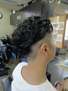 ヘアースタジオエイブル ナチュラルツーブロックパーマ