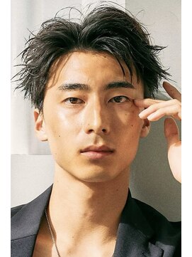 ノイ(noi) センターパートニュアンスパーマ刈り上げツーブロックメンズヘア