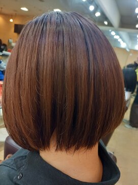 シャンプーボーイ 丸みボブ