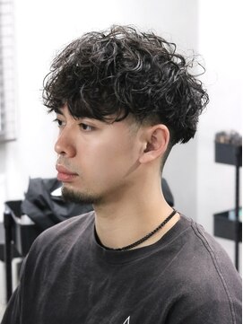 マーズ(MARS) スペインカール シャドウパーマ フェード 無造作マッシュ