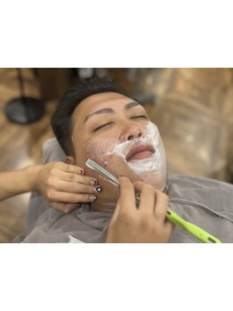 【スチームシェービング】お顔の印象が明るくなる！清潔感&好感度UP☆当店で男を磨きましょう◇