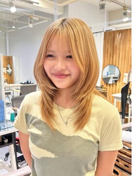 ネオリーブウリ 二子玉川店(Neolive uri) ミディアムヘア暗めカラーデザインカラーフェイスフレーミング