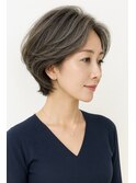 ショートカット・レイヤーカット×白髪ぼかし