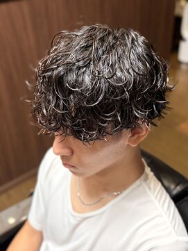 バーバークラシックス(BARBER CLASSICS) 波巻きスパイラルマッシュ/波巻きパーマ/新潟メンズパーマ/流行