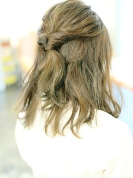 ココティエ (COCOTIER) ナシードカラー・カーキアッシュで柔らかく☆