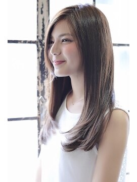 エイミー(Aimee) Aimee ナチュラルストレート×アイスグレージュ