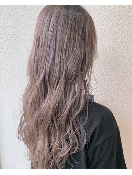 リーフェ バイアルティナ(Rife by artina) フォギーベージュ×ハイライト【Rife海老名】