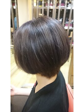 エイチエアー アルファ H'air alfa つつじヶ丘北口店 春のショートボブ
