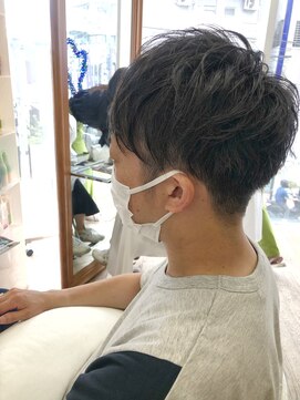 ヘッズ 本八幡店(HEADS) MEN'S HAIR センターパート ツイストスパイラル コンマヘア