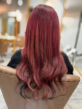 フツーロ 栄(FUTURO) プルエクステ/インナーカラー/赤