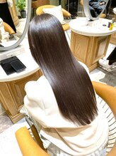 【ダメージによる広がりぱさつきをおさえる】髪質改善トリートメントの特徴 髪質改善/縮毛矯正/岡崎/北岡崎