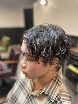 クロエバイラヴィズム 小針西店(CLOE by LUVISM) 縦落ちツイストスパイラル