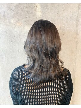 ゼロプラス(ZERO +) ミディアム x ダークオリーブ