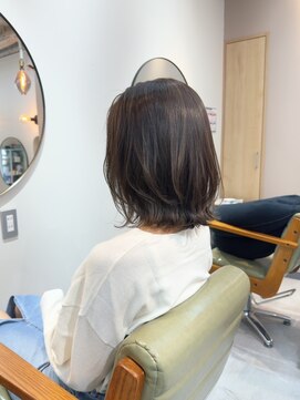 ロウバイレボ 柏(lou by revo) ミディアム/韓国風/レイヤーカット/顔回りカット/柏駅