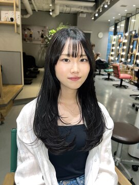 ウノプリール 茶屋町店(unopulir) 黒髪ロング レイヤーカット 【前田結花】