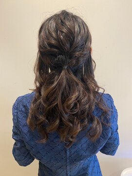 ニシオギ ヴォイス 西荻窪店(nishiogi voice) お呼ばれパーティーヘア ハーフアップ巻き髪アレンジ