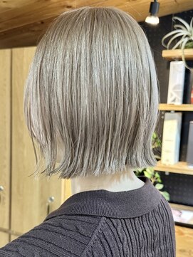 キラ 静岡(KILLA) ハイライトカラー/くびれヘア/レイヤーボブ[静岡/ダブルカラー]